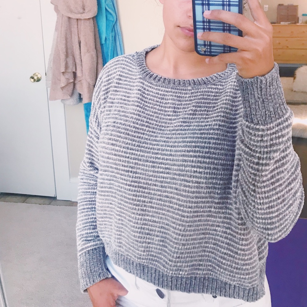 Design lab sweater